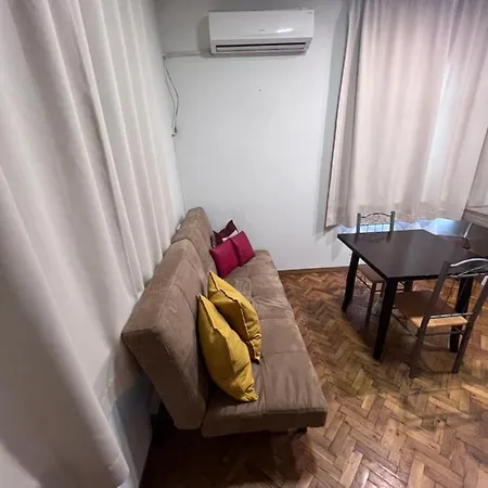 Apartman Saborni *